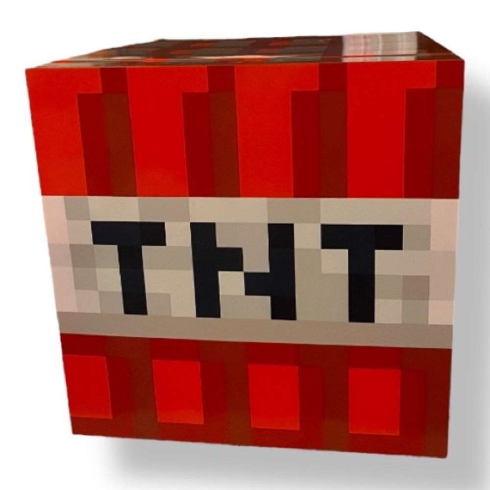 Minecraft Red TNT Square mini fridge/cooler - Rare - Like New